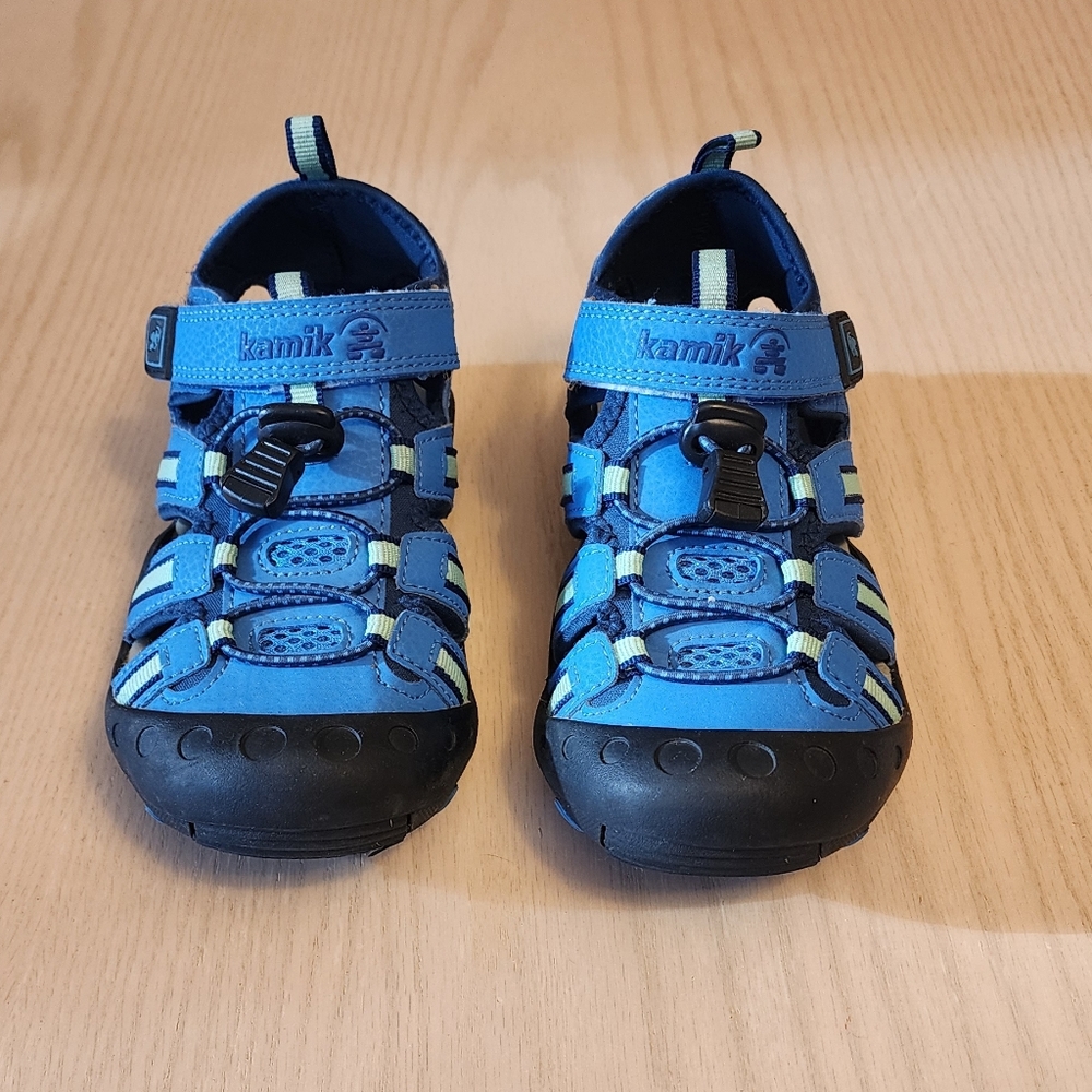 Kamik Kids Aqua and Black Water Shoes